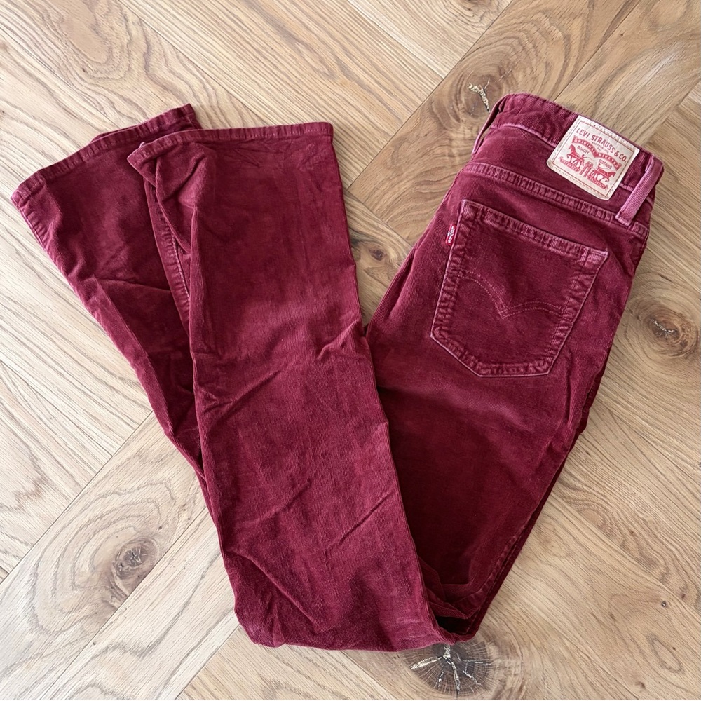 Levi's Women's 725 High Rise Corduroy Bootcut Jeans